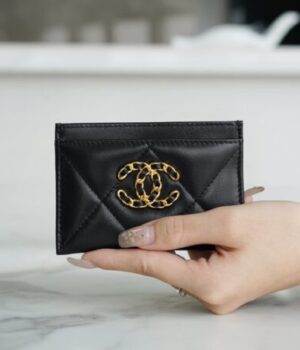 CHANEL CARD HOLDER