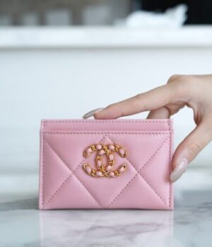 CHANEL CARD HOLDER