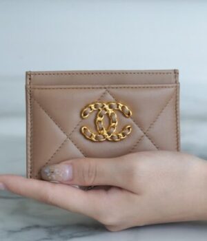 CHANEL CARD HOLDER