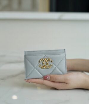 CHANEL CARD HOLDER