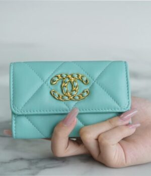 CHANEL CARD HOLDER