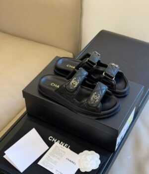 CHANEL SANDAL