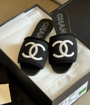 CHANEL SANDAL