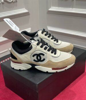 CHANEL SNEAKER