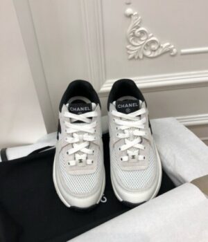 CHANEL SNEAKER