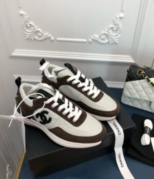 CHANEL SNEAKER