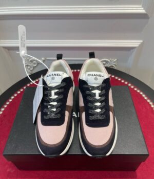 CHANEL SNEAKER