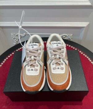 CHANEL SNEAKER