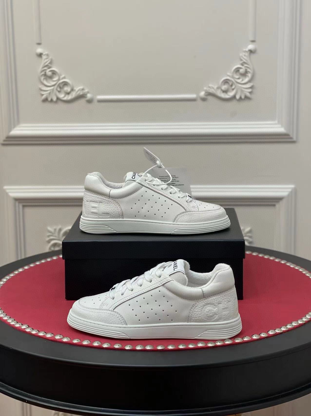 CHANEL SNEAKER - Image 7