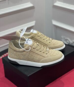 CHANEL SNEAKER