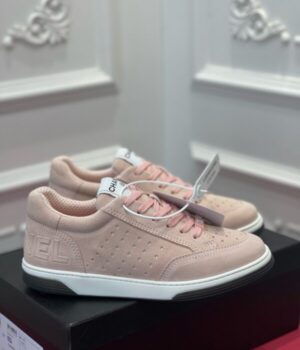 CHANEL SNEAKER