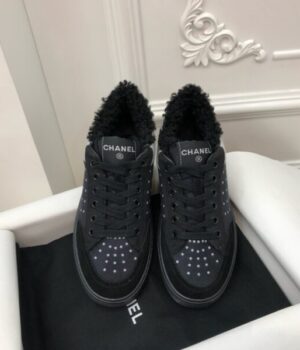 CHANEL SNEAKER