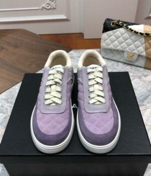 CHANEL SNEAKER