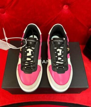 CHANEL SNEAKER