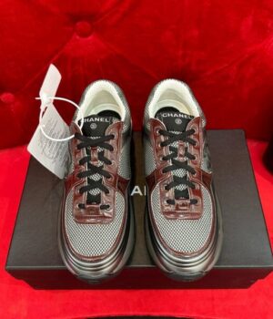 CHANEL SNEAKER