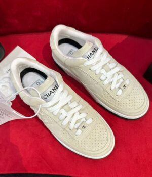CHANEL SNEAKER