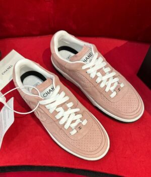 CHANEL SNEAKER