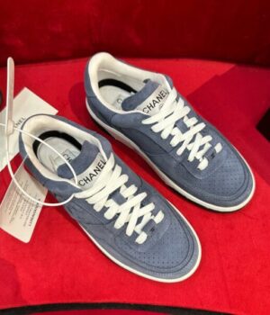 CHANEL SNEAKER