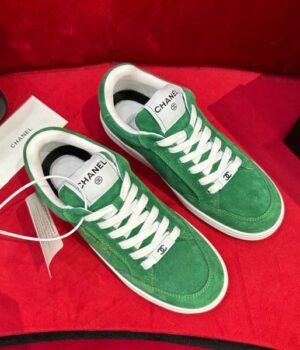 CHANEL SNEAKER