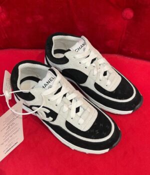CHANEL SNEAKER