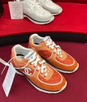 CHANEL SNEAKER