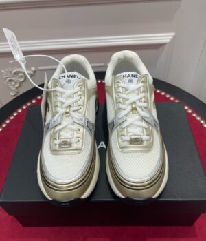 CHANEL SNEAKER