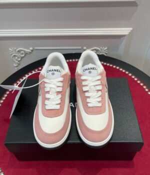 CHANEL SNEAKER