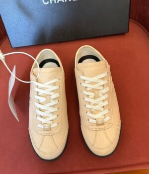 CHANEL SNEAKER