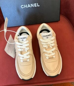 CHANEL SNEAKER
