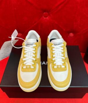 CHANEL SNEAKER