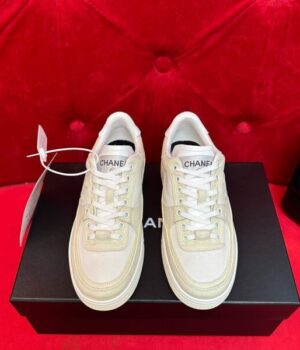 CHANEL SNEAKER