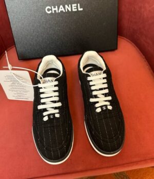 CHANEL SNEAKER