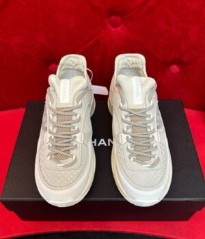 CHANEL SNEAKER