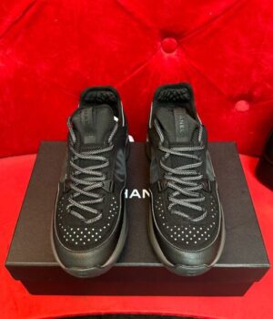 CHANEL SNEAKER