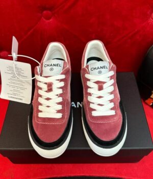 CHANEL SNEAKER