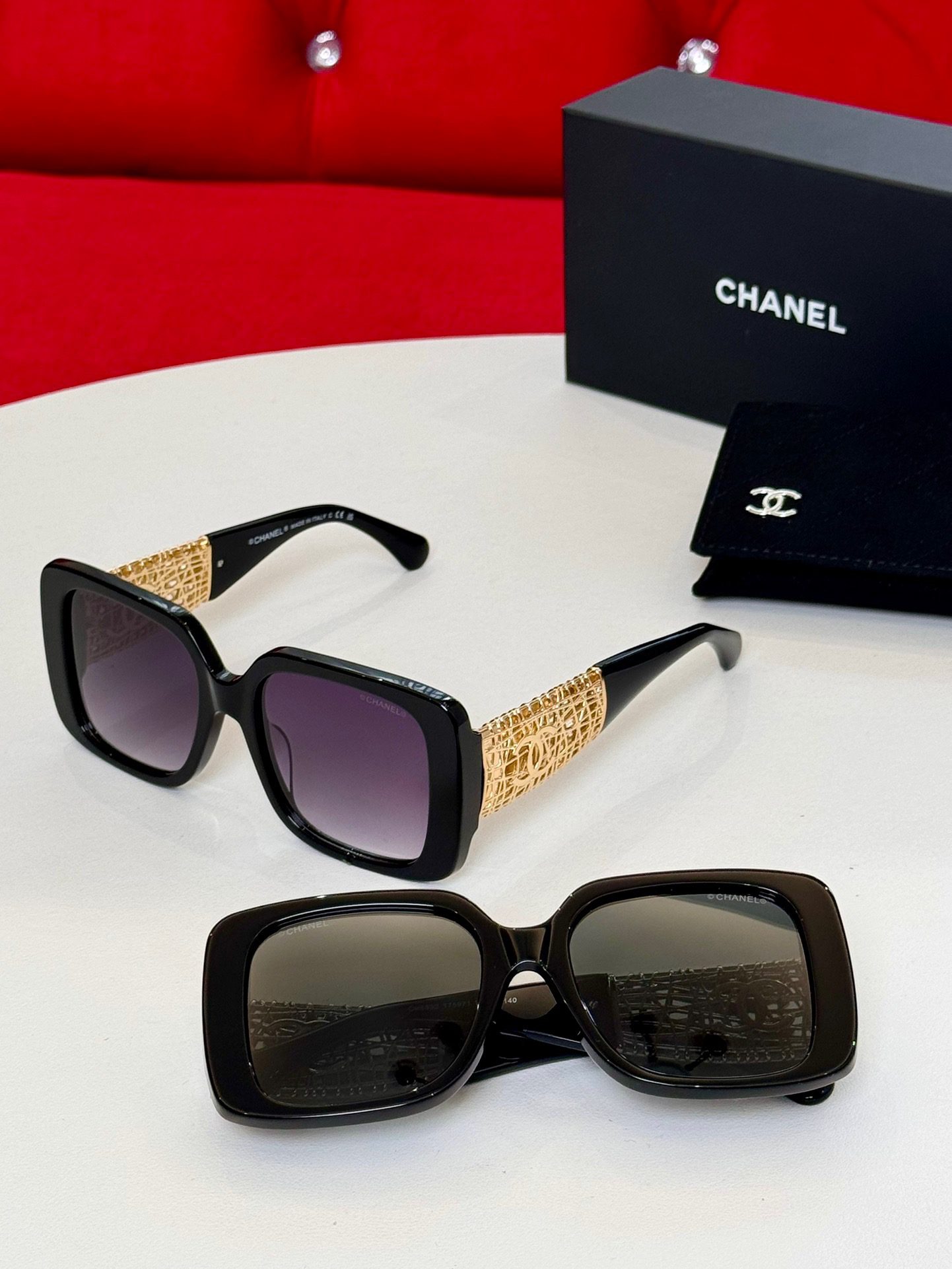 CHANEL SUNGLASSES - Image 5