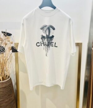CHANEL TSHIRT