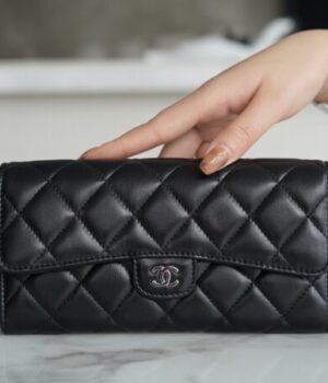 CHANEL WALLET