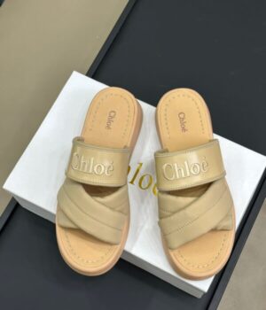CHLOE SANDAL