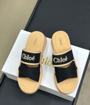 CHLOE SANDAL