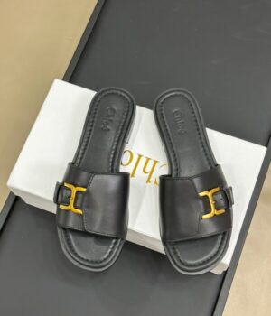 CHLOE SANDAL