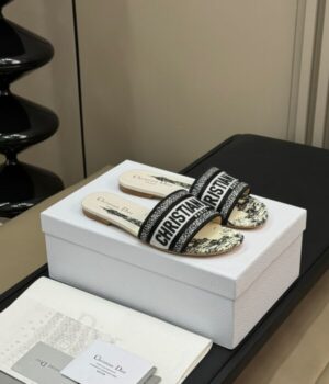 DIOR SANDAL
