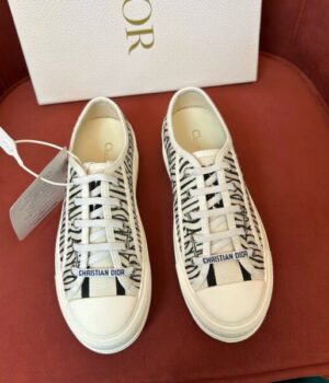 DIOR SNEAKER