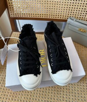 DIOR SNEAKER