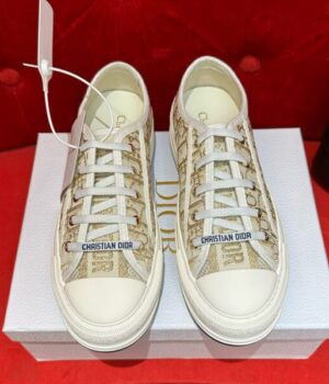 DIOR SNEAKER