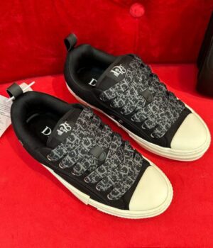 DIOR SNEAKER