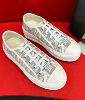 DIOR SNEAKER