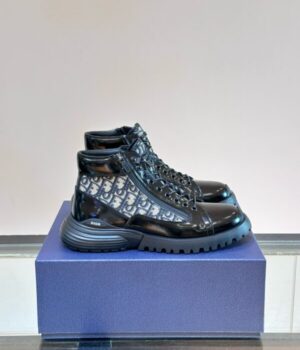 DIOR SNEAKER