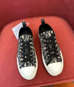 DIOR SNEAKER