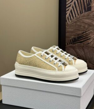 DIOR SNEAKER